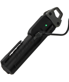 lampe-torche-LED-en-chargement